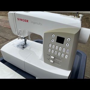 Singer Ingenuity 7436 automated sewing machine